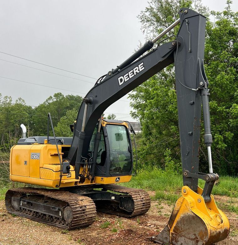 2014 John Deere 130G equipment photo