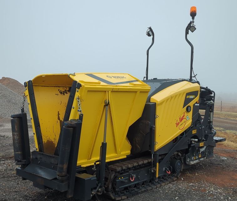 2019 Bomag BF 200 C-2 equipment photo