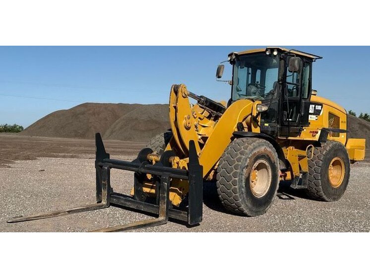 2014 Caterpillar 938K equipment photo