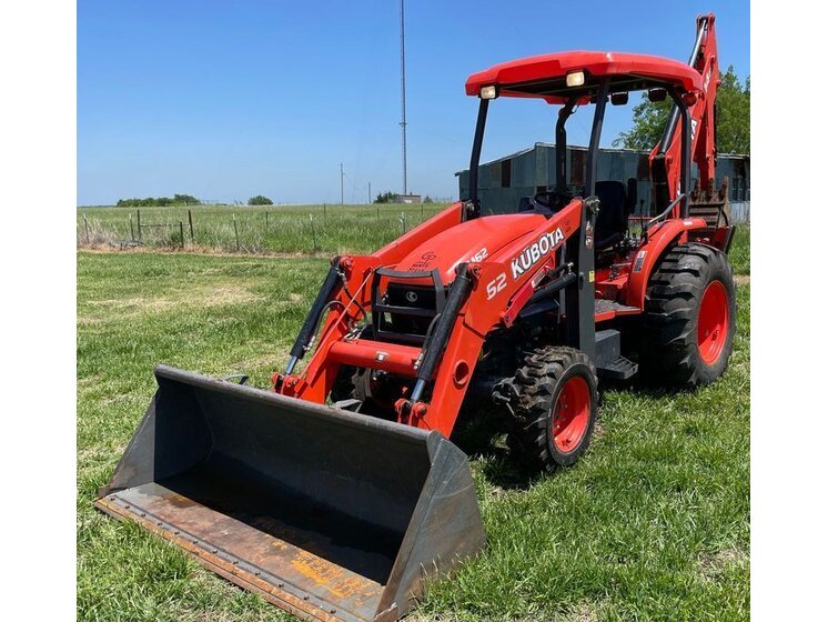 2019 Kubota M62 equipment photo