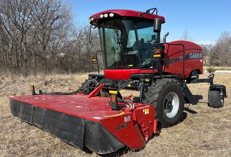 2015 Case IH WD2104 equipment photo